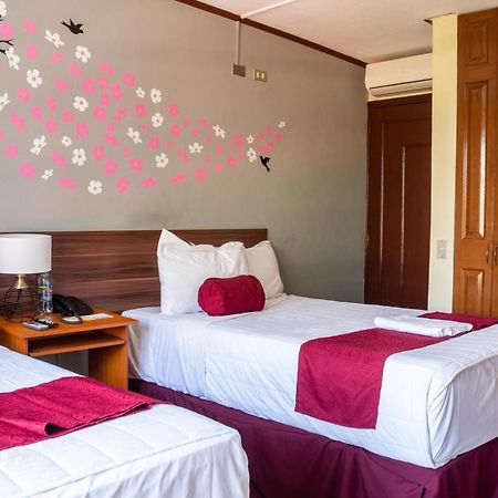 Hotel Fotherhouse San Salvador Buitenkant foto