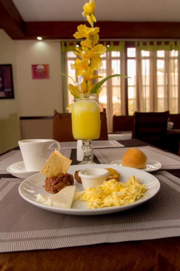 Hotel Fotherhouse San Salvador Buitenkant foto