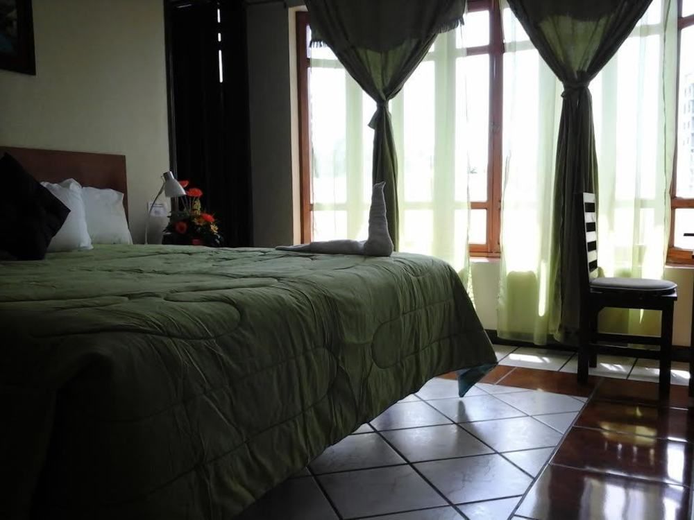 Hotel Fotherhouse San Salvador Buitenkant foto