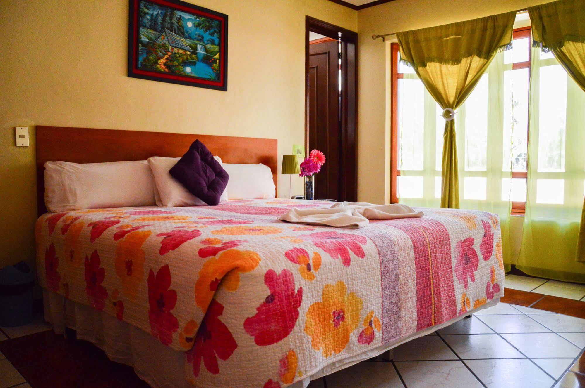 Hotel Fotherhouse San Salvador Buitenkant foto