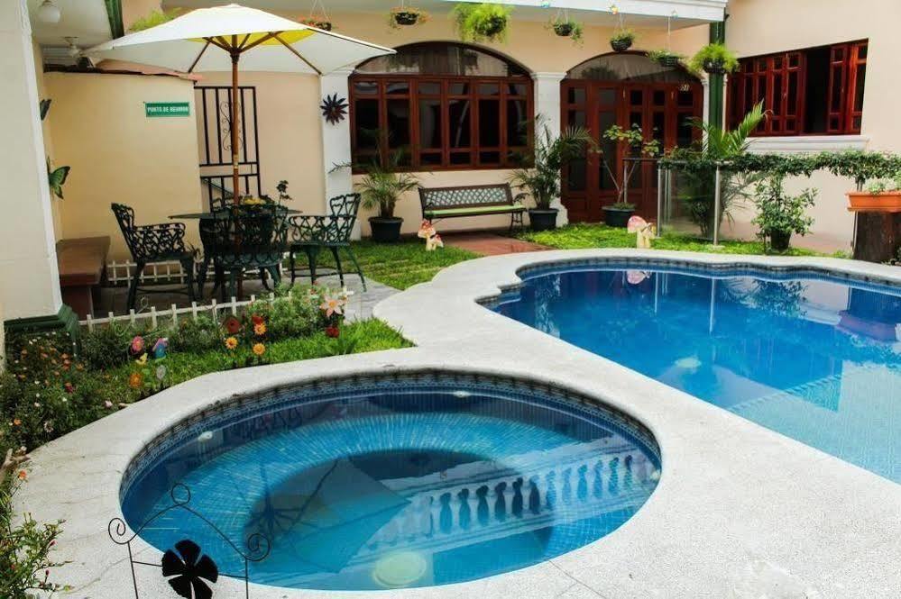 Hotel Fotherhouse San Salvador Buitenkant foto