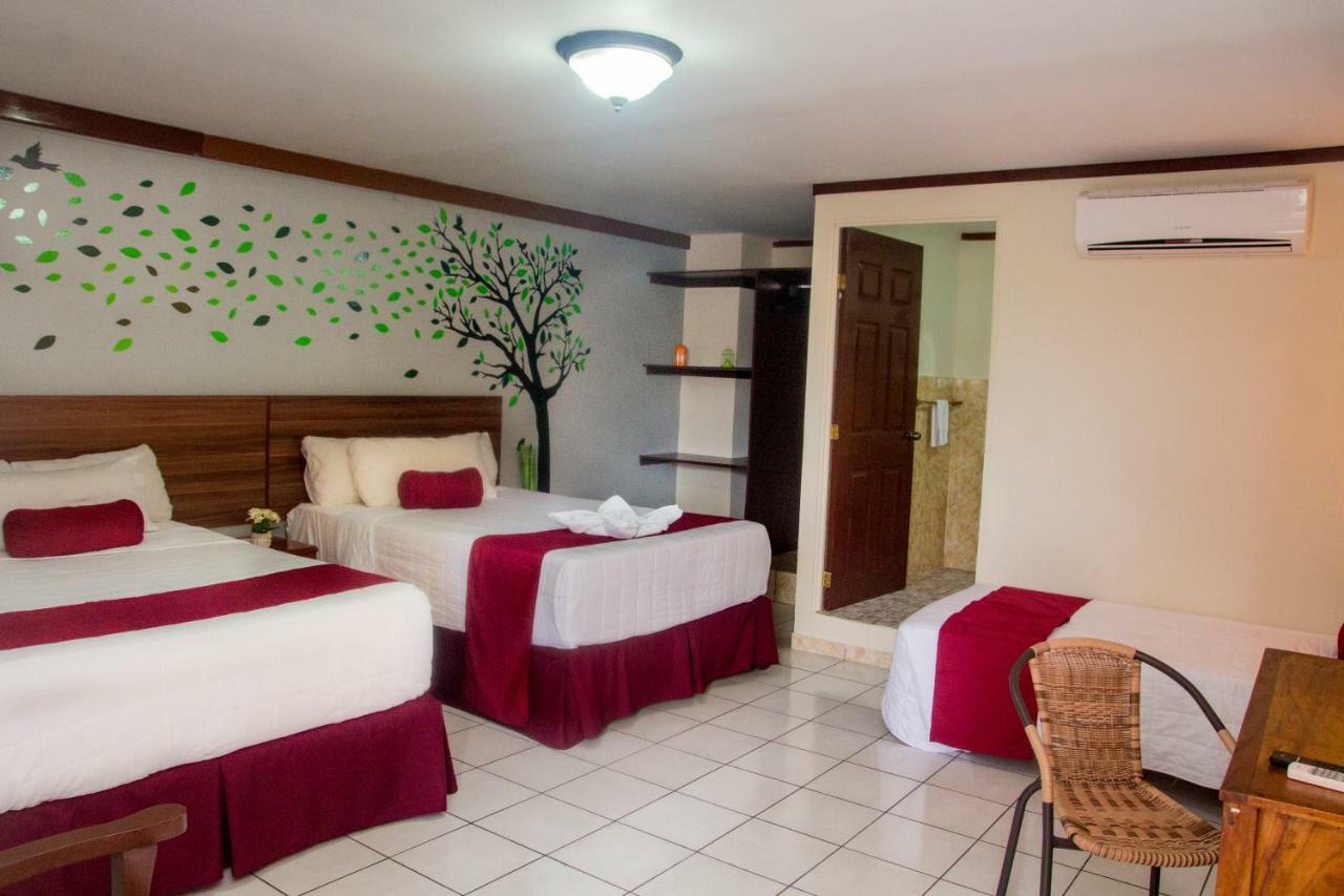 Hotel Fotherhouse San Salvador Buitenkant foto